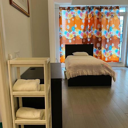 Cozy Holiday Home Toronto Luaran gambar